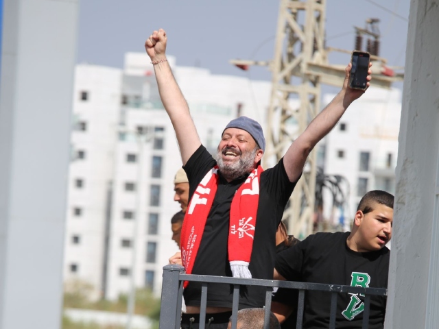 מנכ"ל הפועל לוד ניר רגב. באופוריה (ירון זרד, מנהל מחלקת הספורט לוד)